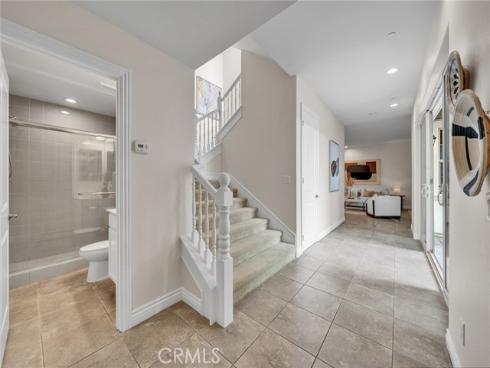 60 Sherwood , Irvine, CA