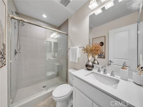 60 Sherwood , Irvine, CA