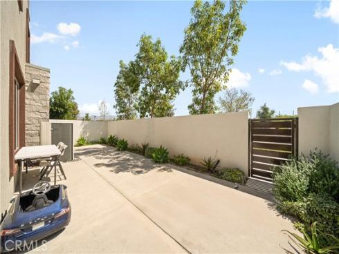 203 Lynx , Irvine, CA