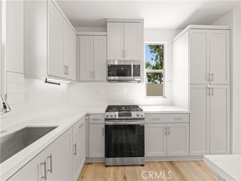 203 Lynx , Irvine, CA