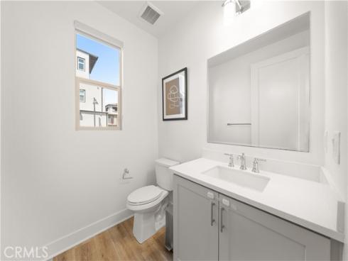 203 Lynx , Irvine, CA