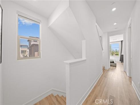 203 Lynx , Irvine, CA