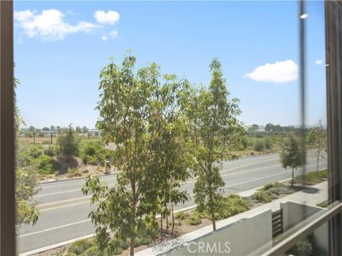 203 Lynx , Irvine, CA