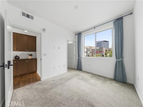 221 Bowery , Irvine, CA