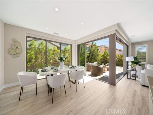 116 Tritone , Irvine, CA