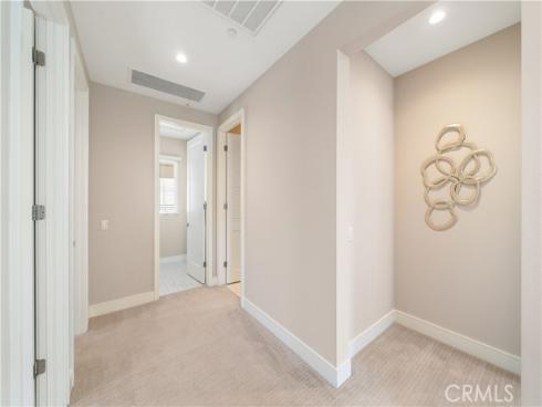 116 Tritone , Irvine, CA