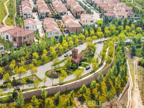 116 Tritone , Irvine, CA