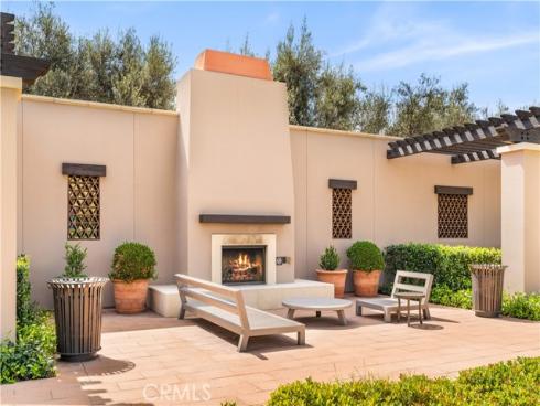 116 Tritone , Irvine, CA