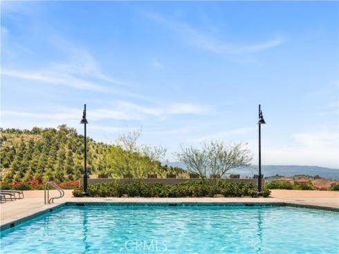 116 Tritone , Irvine, CA