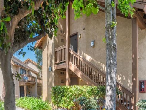 89 Lemon Grove , Irvine, CA