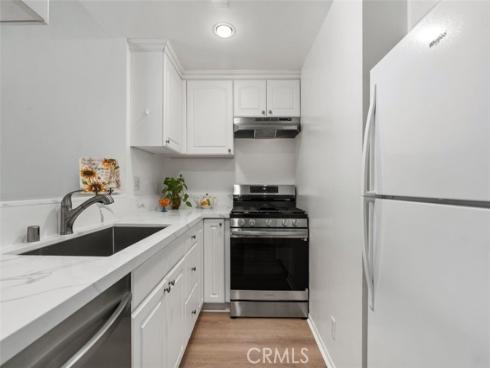 89 Lemon Grove , Irvine, CA