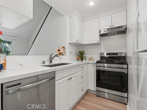 89 Lemon Grove , Irvine, CA