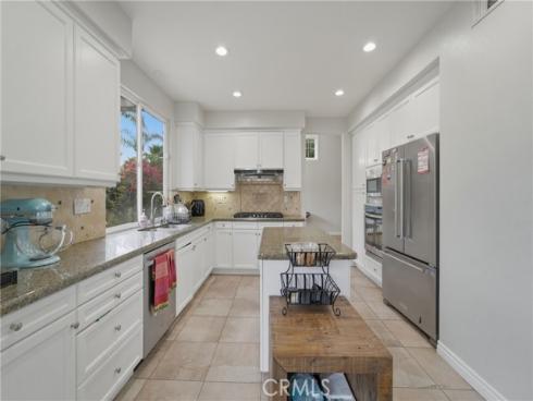 21 Wedgewood , Irvine, CA