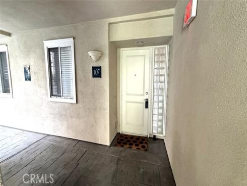 2253  Martin  107 , Irvine, CA