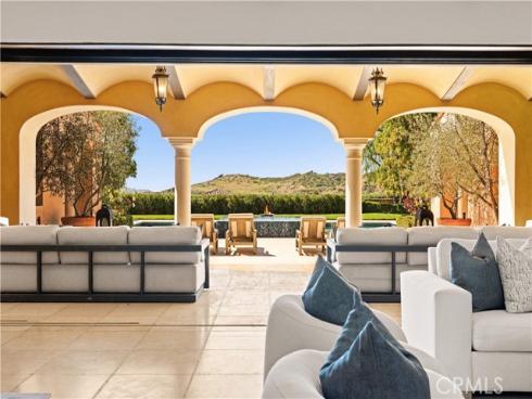 51  Echo  , Irvine, CA