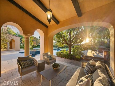 51  Echo  , Irvine, CA