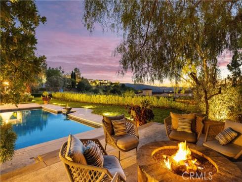 51  Echo  , Irvine, CA