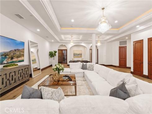 51  Echo  , Irvine, CA