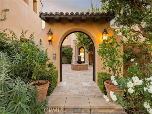 51  Echo  , Irvine, CA