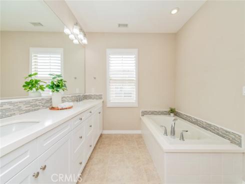 167 Overbrook , Irvine, CA
