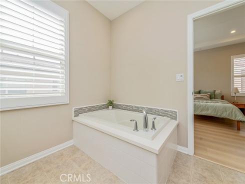 167 Overbrook , Irvine, CA