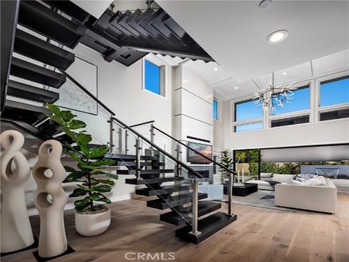 113 Apron , Irvine, CA