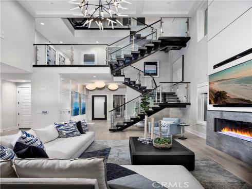 113 Apron , Irvine, CA