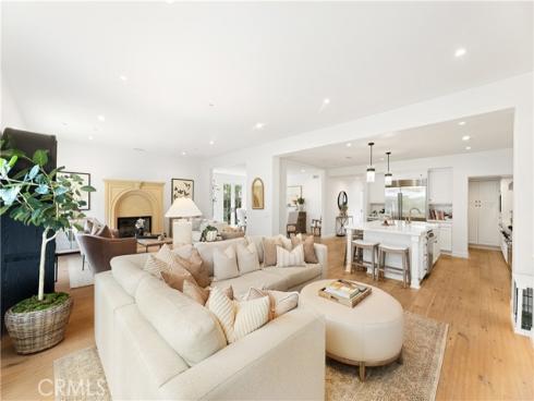 26 View Terrace , Irvine, CA