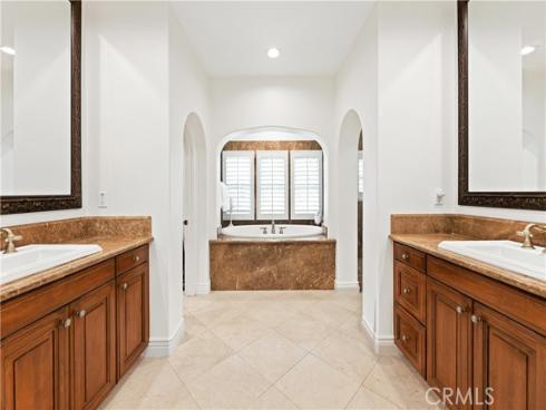 26 View Terrace , Irvine, CA