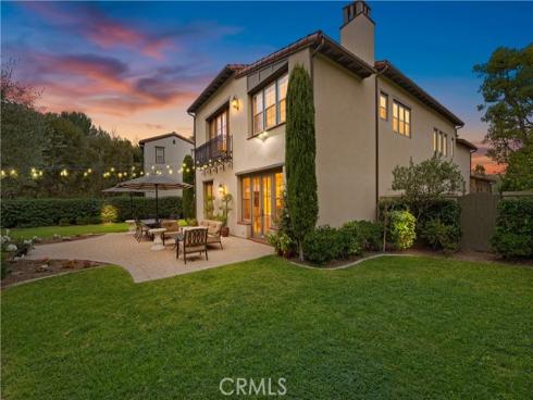 26 View Terrace , Irvine, CA
