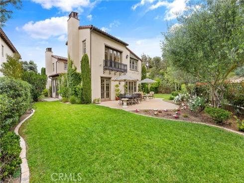 26 View Terrace , Irvine, CA