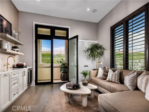 548 Sahara , Irvine, CA