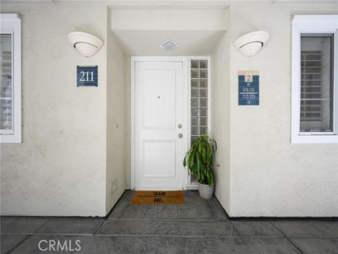 2243 Martin 211 , Irvine, CA