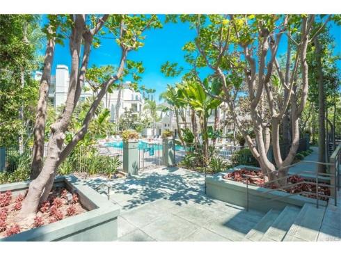 2243 Martin 211 , Irvine, CA