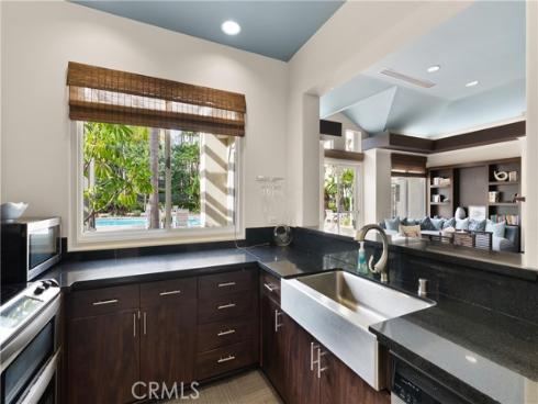 2243 Martin 211 , Irvine, CA