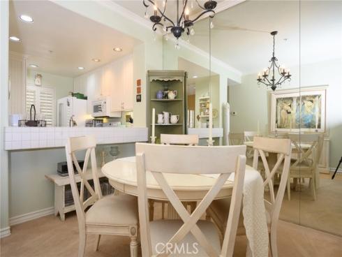 2243 Martin 211 , Irvine, CA