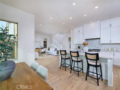 103  Oakstone  , Irvine, CA