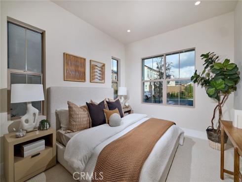 103  Oakstone  , Irvine, CA