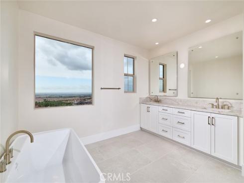 103  Oakstone  , Irvine, CA
