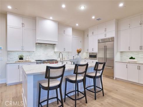 103  Oakstone  , Irvine, CA