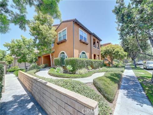 135  Pathway  , Irvine, CA