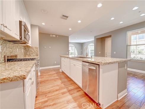 135  Pathway  , Irvine, CA
