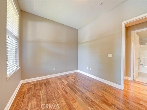 135  Pathway  , Irvine, CA