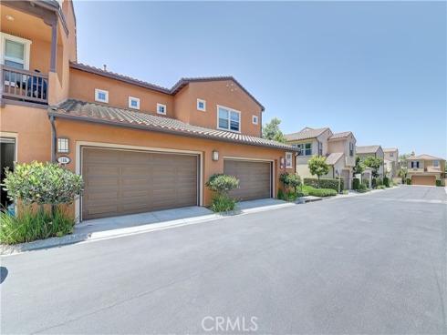 135  Pathway  , Irvine, CA