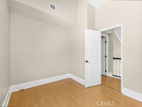 6 Aprilla , Irvine, CA