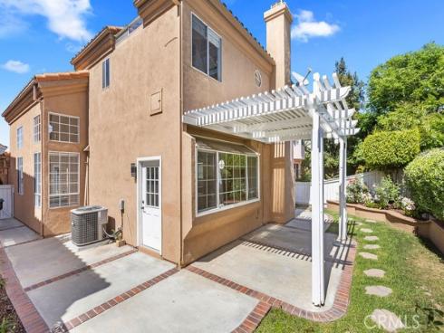 6 Aprilla , Irvine, CA
