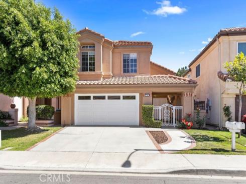 6 Aprilla , Irvine, CA
