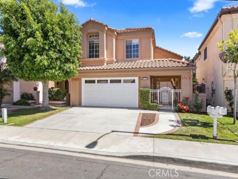 6 Aprilla , Irvine, CA