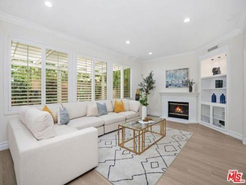 17 Mount Vernon , Irvine, CA