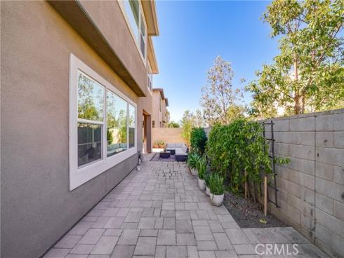 79 Pelican , Irvine, CA